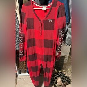 PINK Victoria's Secret Red and Black Plaid Loungewear